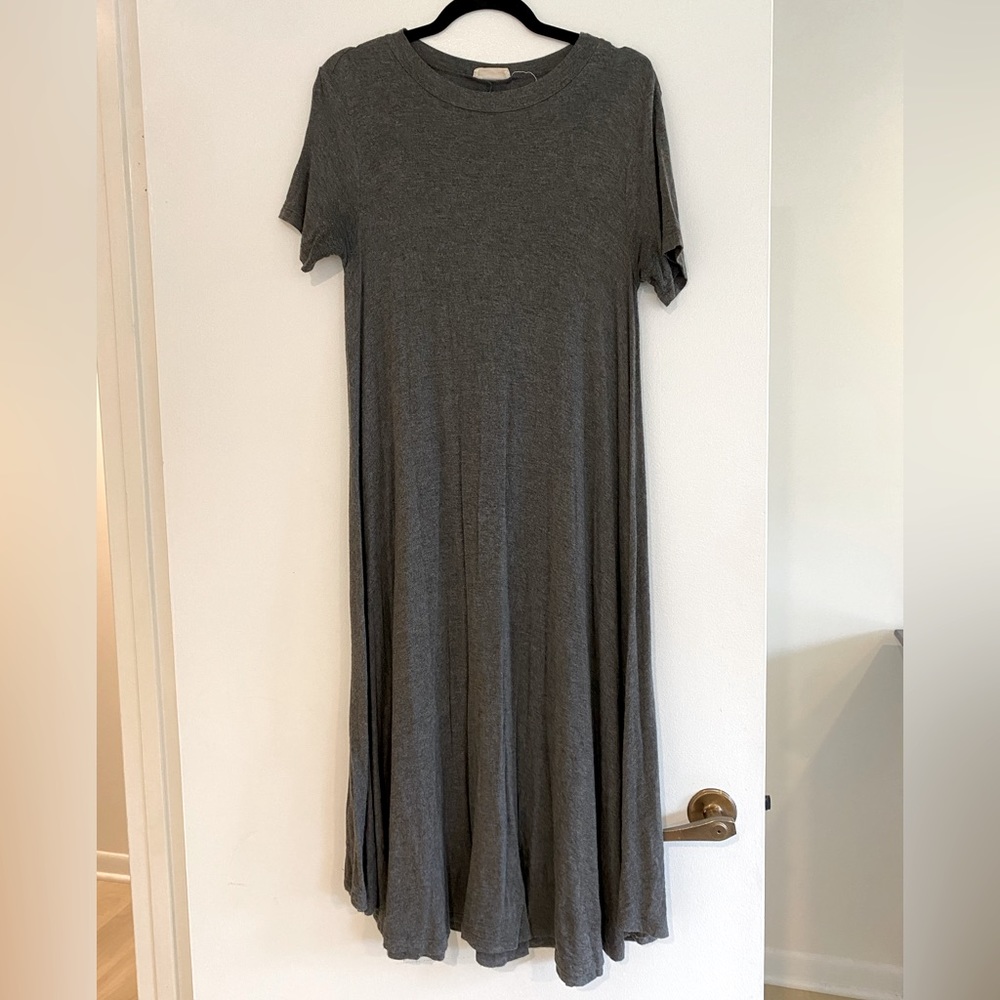 Short Sleeve Midi Dress